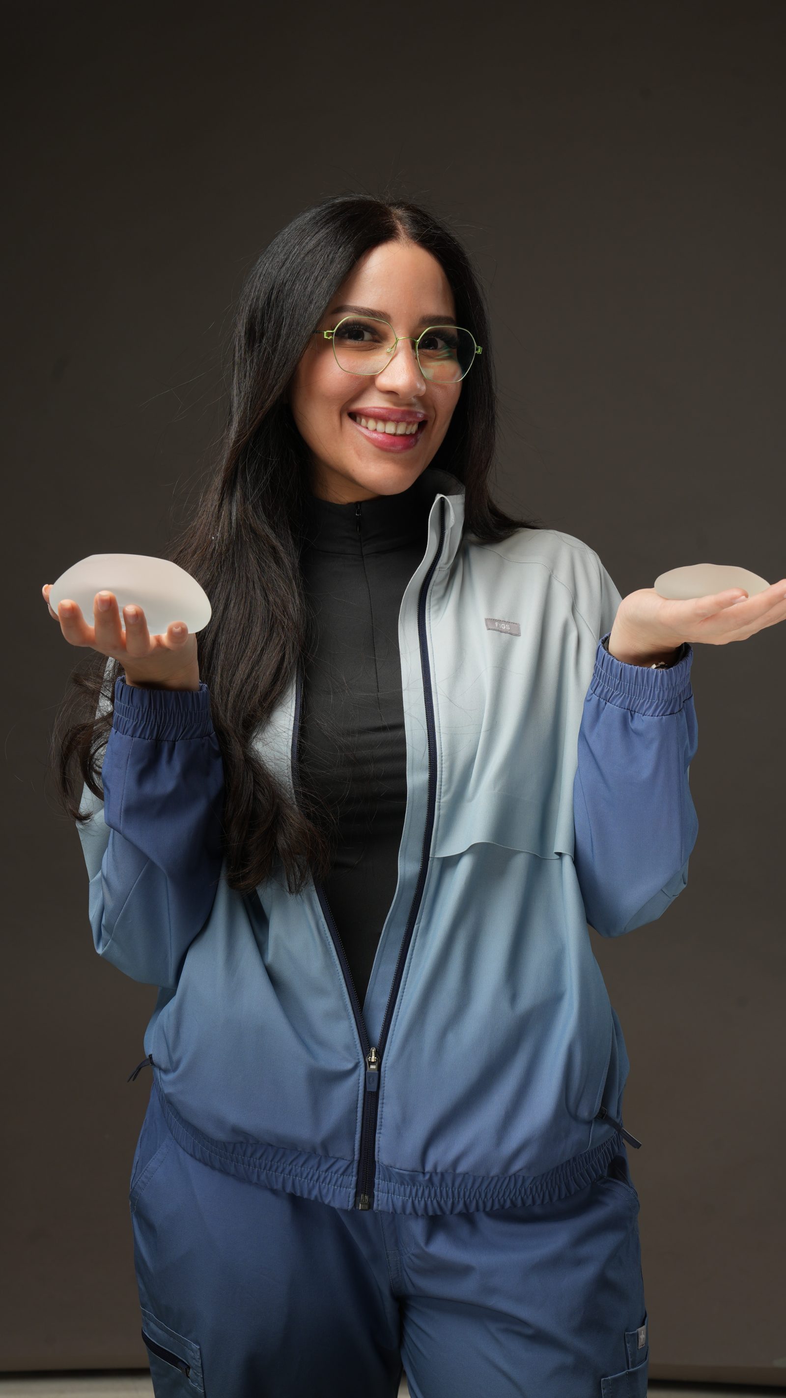 الاستشارة الأولى